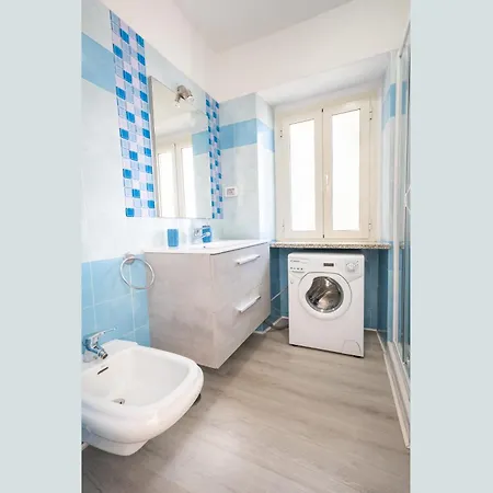 Levante A 300m Dalla Golfo Aranci